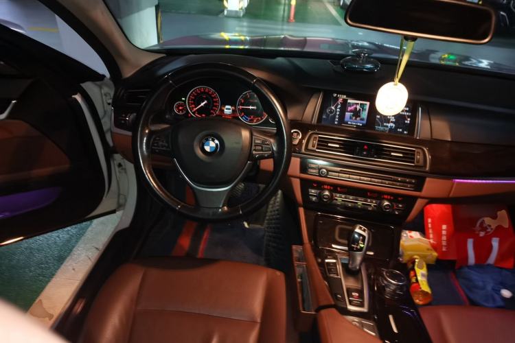 Used BMW 5 Series 2017 528Li Leading Model
