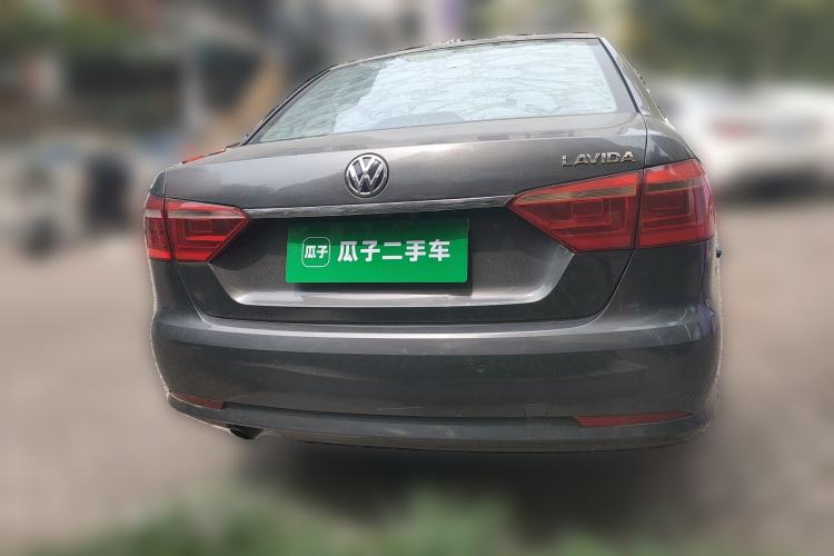 Used Volkswagen Lavida 2013 Revised Version 1.6L Automatic Luxury Edition