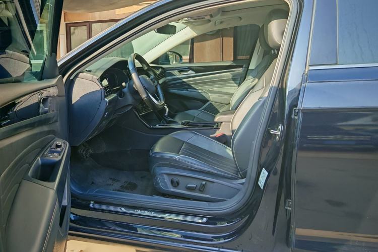 Used Volkswagen Passat 2022 330TSI Elite Edition
