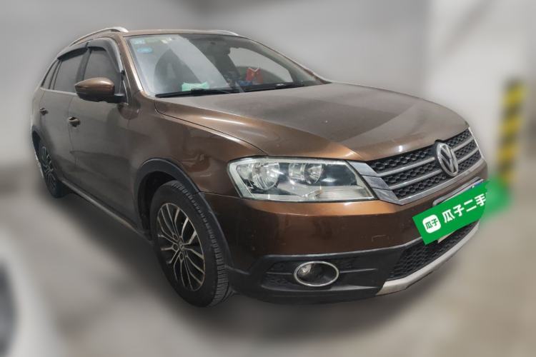 Used Volkswagen Cross Lavida 2014 1.4TSI DSG
