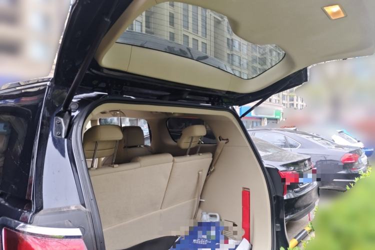 Used Buick GL8 2023 ES Lu Zun Deluxe Model
