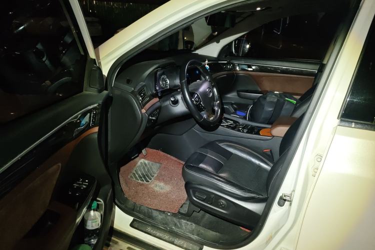 Used GAC Trumpchi GS8 2017 320T Two-Wheel Drive Luxury Smart Connectivity Version (7 Seats)