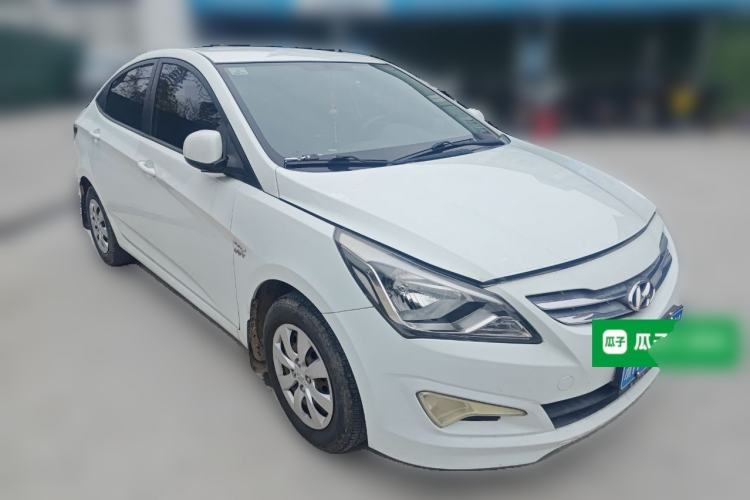 Used Hyundai Verna (older generation) 2014 1.4L Manual Smart GLS Trim
