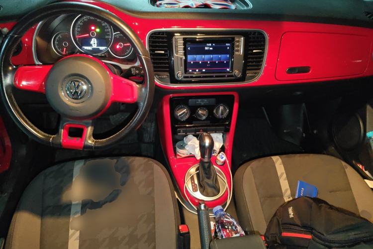 Used Volkswagen Beetle 2018 180TSI Yile Model Center Console