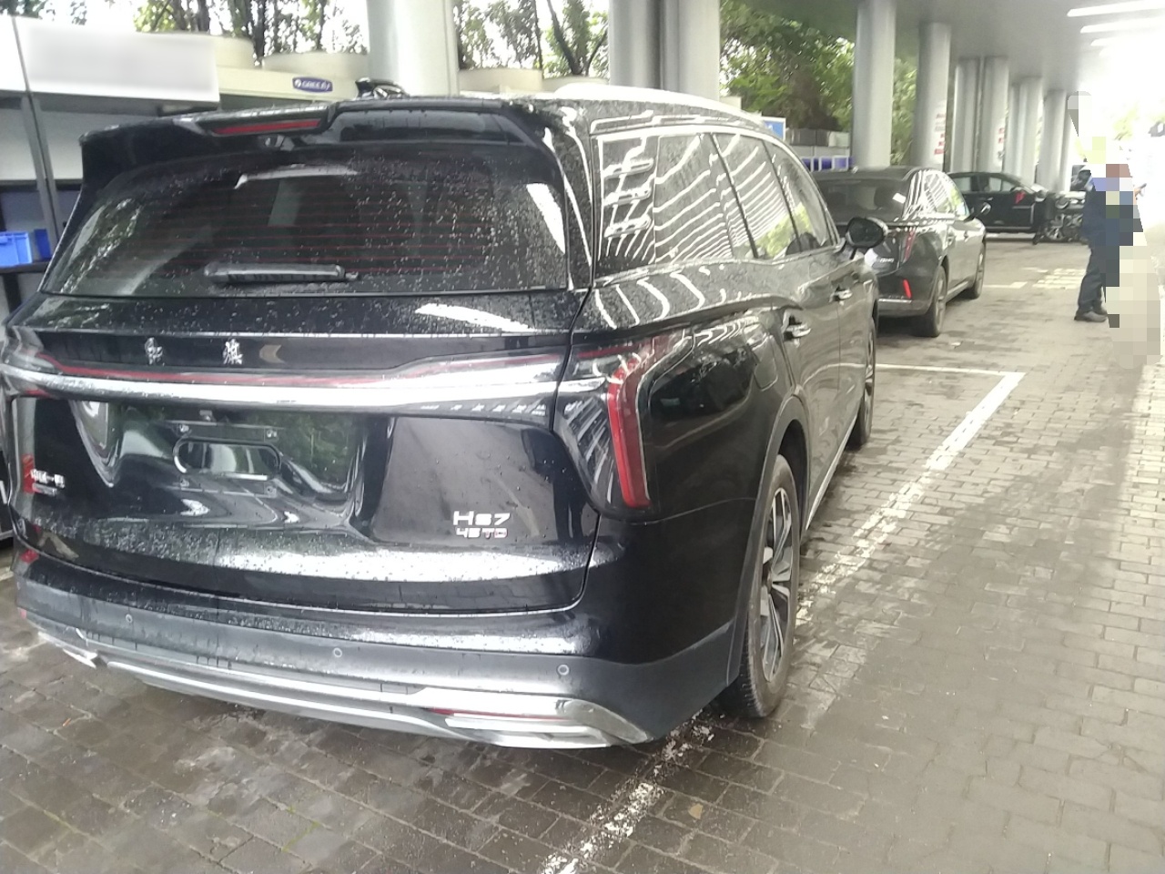Hongqi HS7 2023 2.0T Automatic All-Wheel Drive Flagship Edition Six Seats — снимка 6