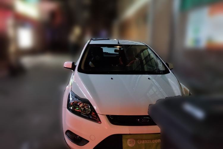 Used Ford Focus 2013 Hatchback Classic 1.8L Automatic Base Model
