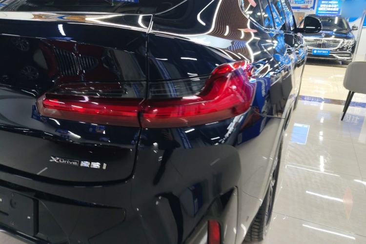 Used BMW X4 2022 xDrive 25i M Sport Package