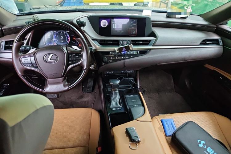 Used Lexus ES 2018 200 Luxury Edition China V Standard