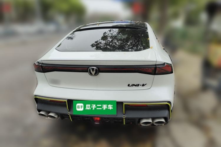 Used CHANGAN UNI-V 2022 2.0T Leading-Speed Edition
