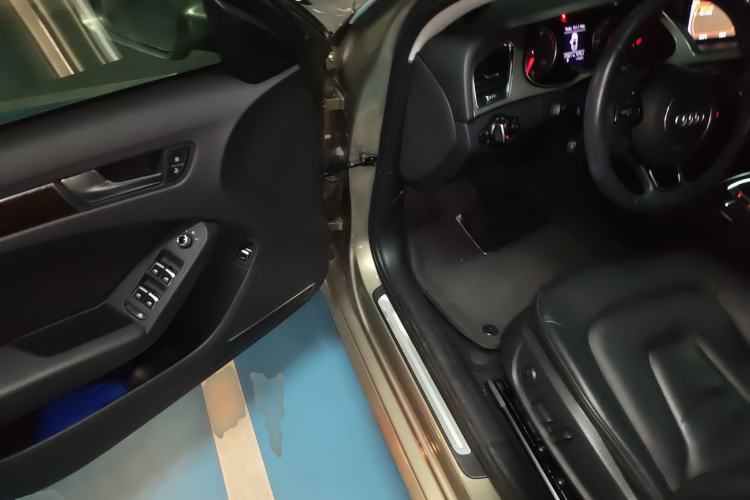 Used Audi A4L 2013 35 TFSI Automatic Comfort Model