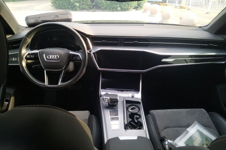 Used Audi A6L 2022 40 TFSI Luxury Dynamic Model