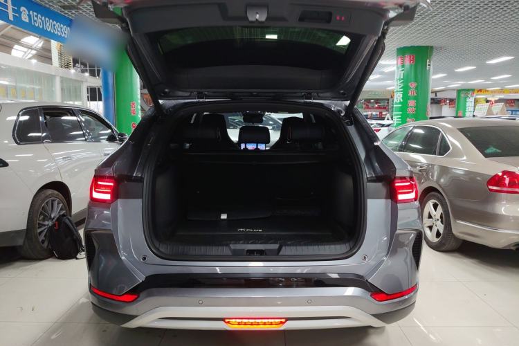 Used BYD Song PLUS New Energy 2023 Champion Edition EV 520KM Prestige Model
