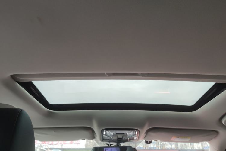 Used Changan CS55 2017 1.5T Manual Colorful Edition
