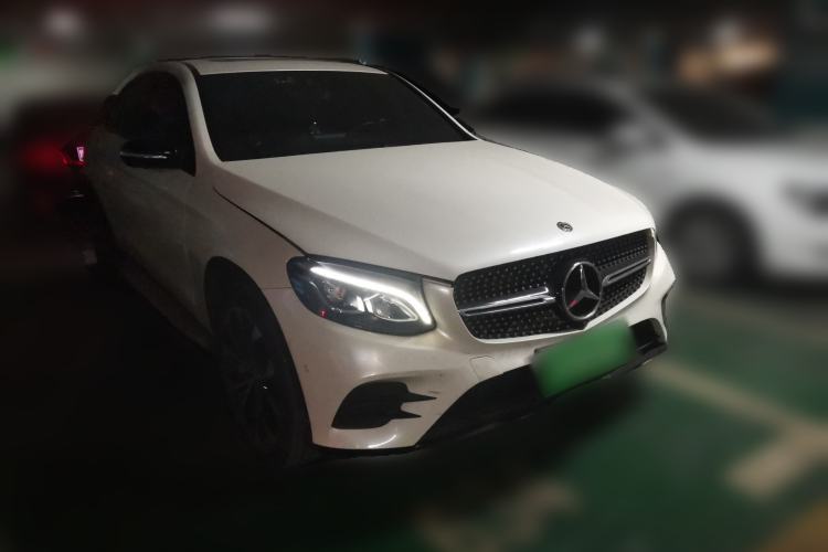 Used Mercedes-Benz GLC Coupe 2018 GLC 260 4MATIC Coupe SUV Front Right 45 Deg