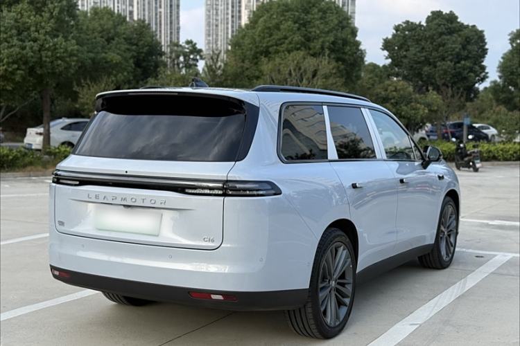 Used Leapmotor C16 2026 All-Electric 630 LiDAR Zhizun Edition 6 Seats
