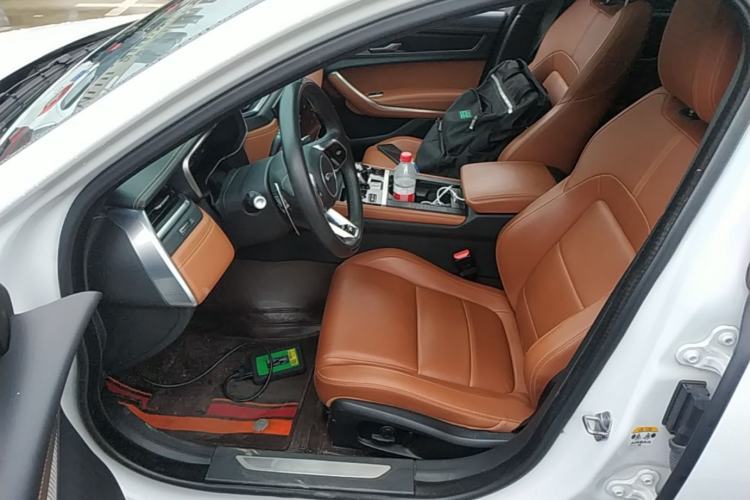 Used Jaguar XFL 2021 XFL 2.0T P250 All-Wheel-Drive Shimmering Black Sport Edition Left Front Seat