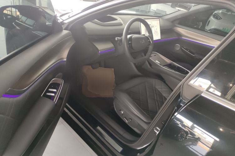 Used CHANGAN NEVO A07 2024 Pure Electric "True Fragrance" Edition 515 Prestige Model Driver Seat