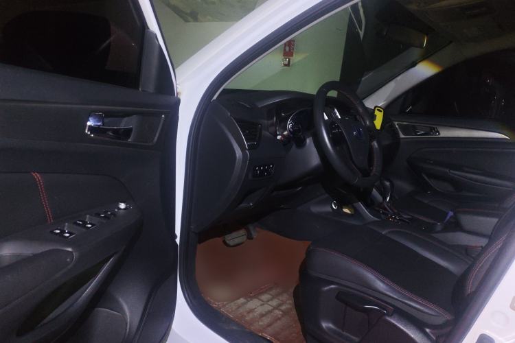 Used CHANGAN CS75 2016 1.8T Automatic Elite Model China V Standard