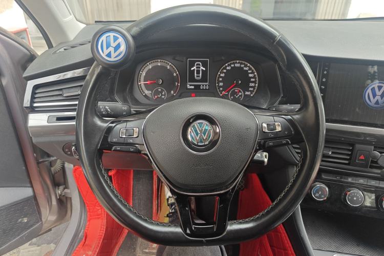 Used Volkswagen Bora 2019 1.5L Manual Fashion Edition
