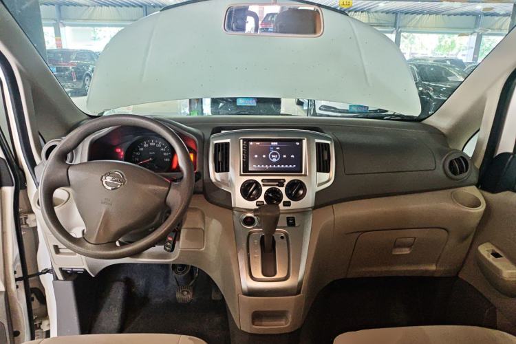 Used Nissan NV200 2018 1.6L CVT Luxury Model
