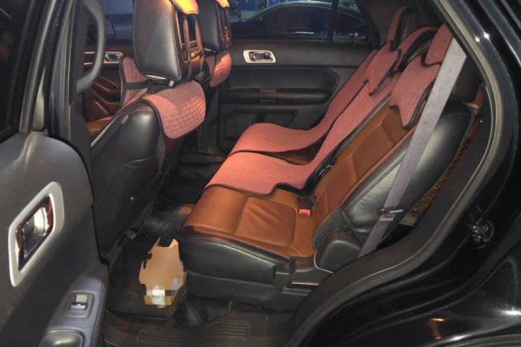 Used Ford Explorer 2013 3.5L Deluxe Model