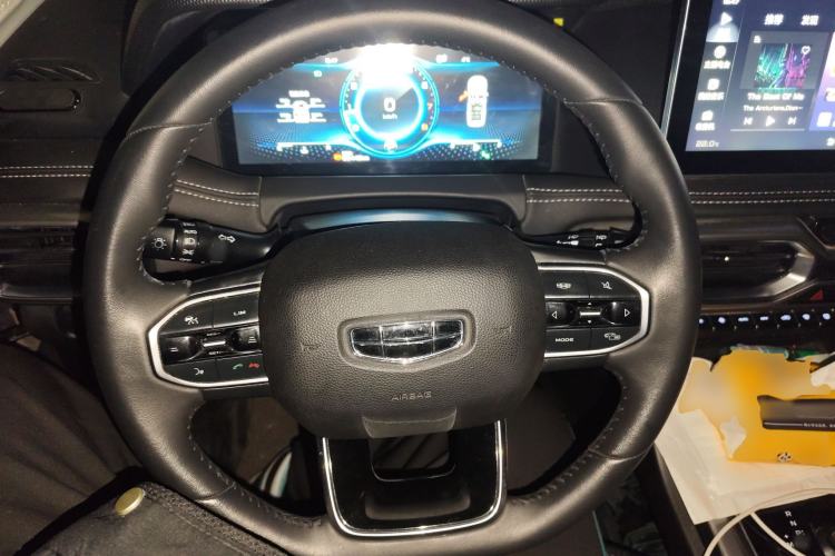 Used Geely Auto Haoyue 2020 1.8TD DCT Flagship 7-Seater
