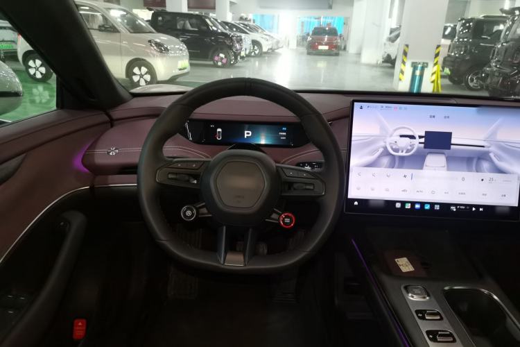 Used Xiaomi Auto SU7 2024 Rear-Drive Ultra-Long Range Advanced Pro-Level Intelligent Driving Version Steering Wheel