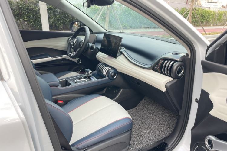 Used BYD Yuan PLUS 2022 430 km Luxury Version Right Front Seat