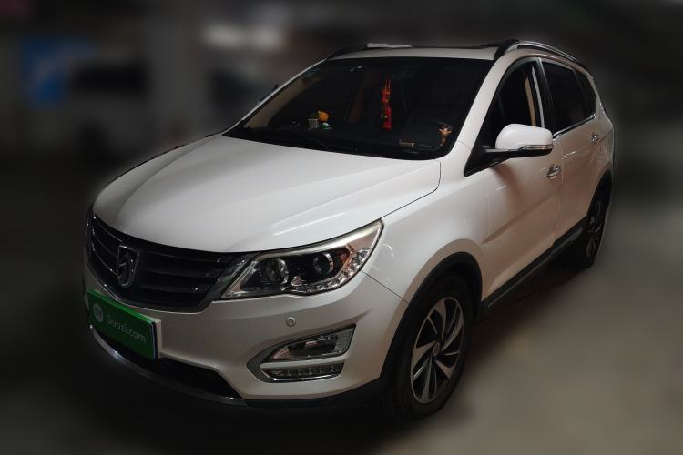 Used Baojun 560 2015 1.8L manual luxury version