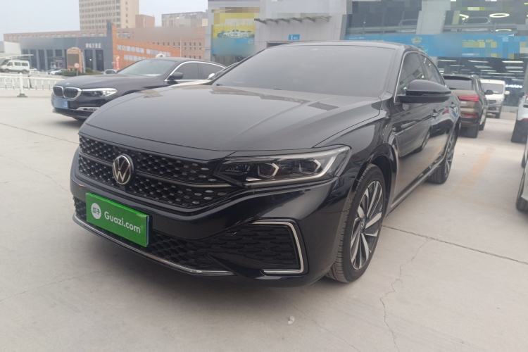 Used Volkswagen Passat 2022 330TSI Starry Luxury Edition