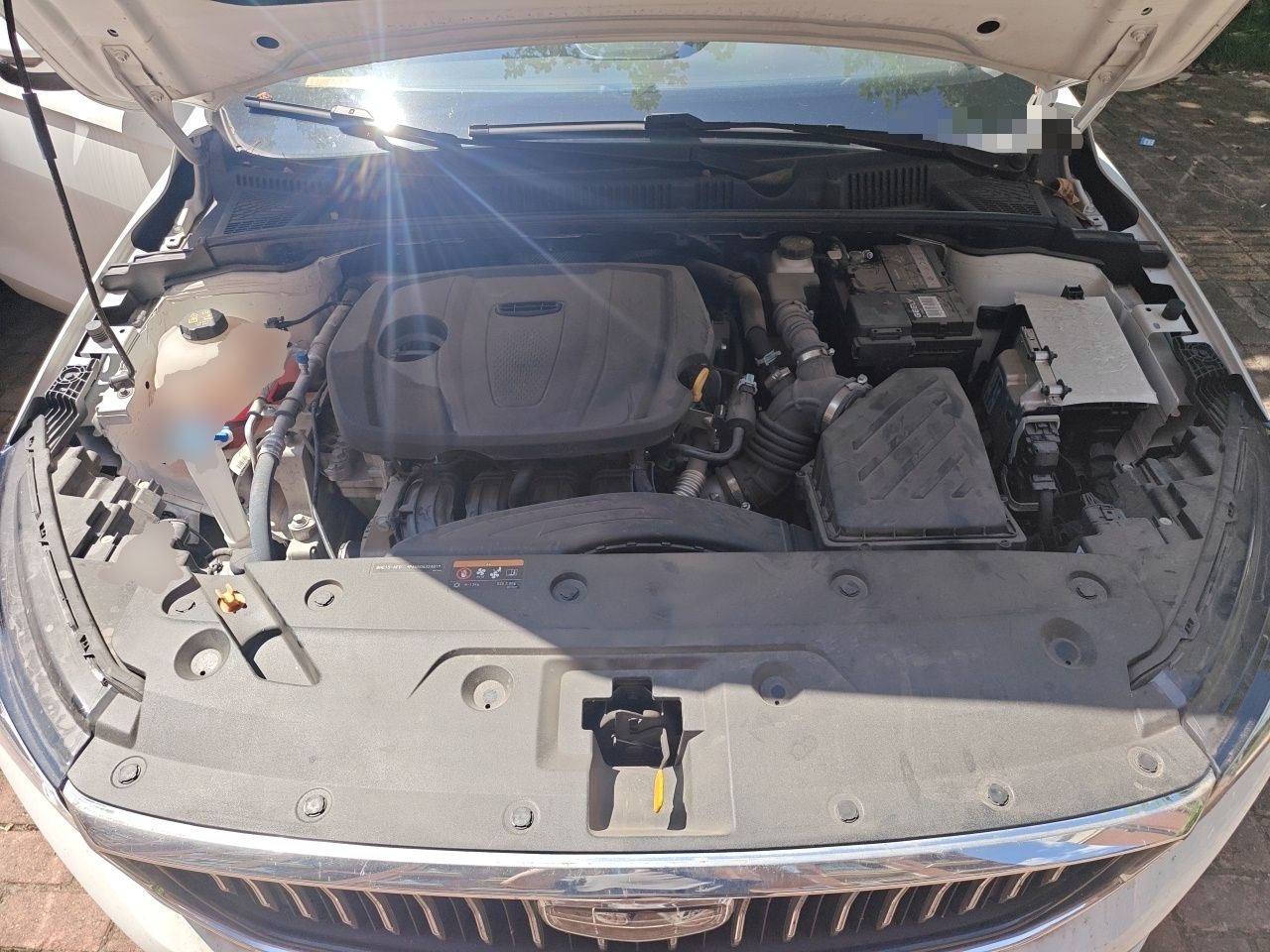 Geely Auto Emgrand 2023 4th Generation Champion Edition 1.5L Manual Luxury Model — снимка 18