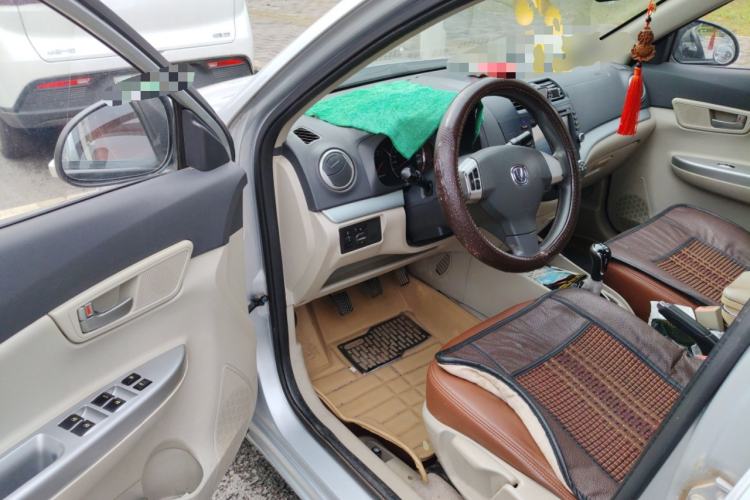 Used Changan Alsvin V5 2012 1.5L Manual Dream Edition
