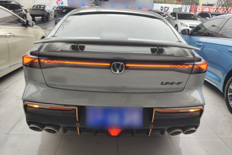 Used Changan UNI-V 2023 2.0T Leading-Speed Edition
