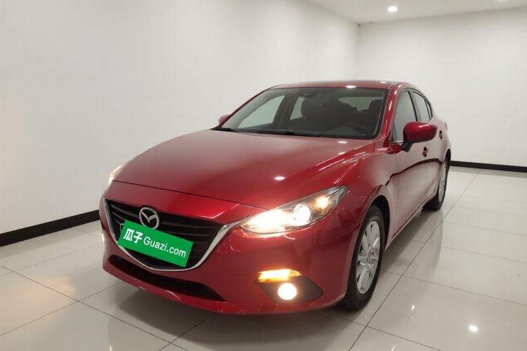 Used Mazda Mazda 3 Axela 2016 Hatchback 1.5L Automatic Comfort Model
