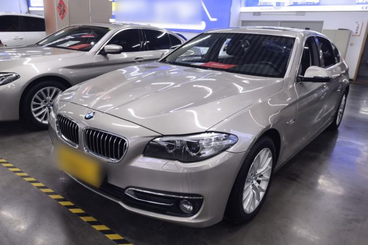 Used BMW 5 Series 2014 525Li Luxury Design Package
