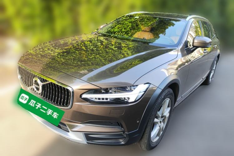 Used Volvo V90 2017 Cross Country T5 AWD Smart Range Edition