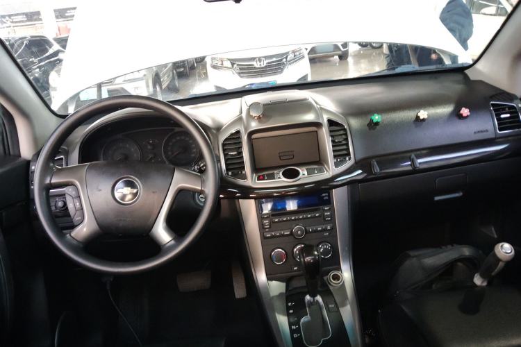 Used Chevrolet Captiva 2014 2.4L Two-Wheel Drive Urban Version 7 Seats