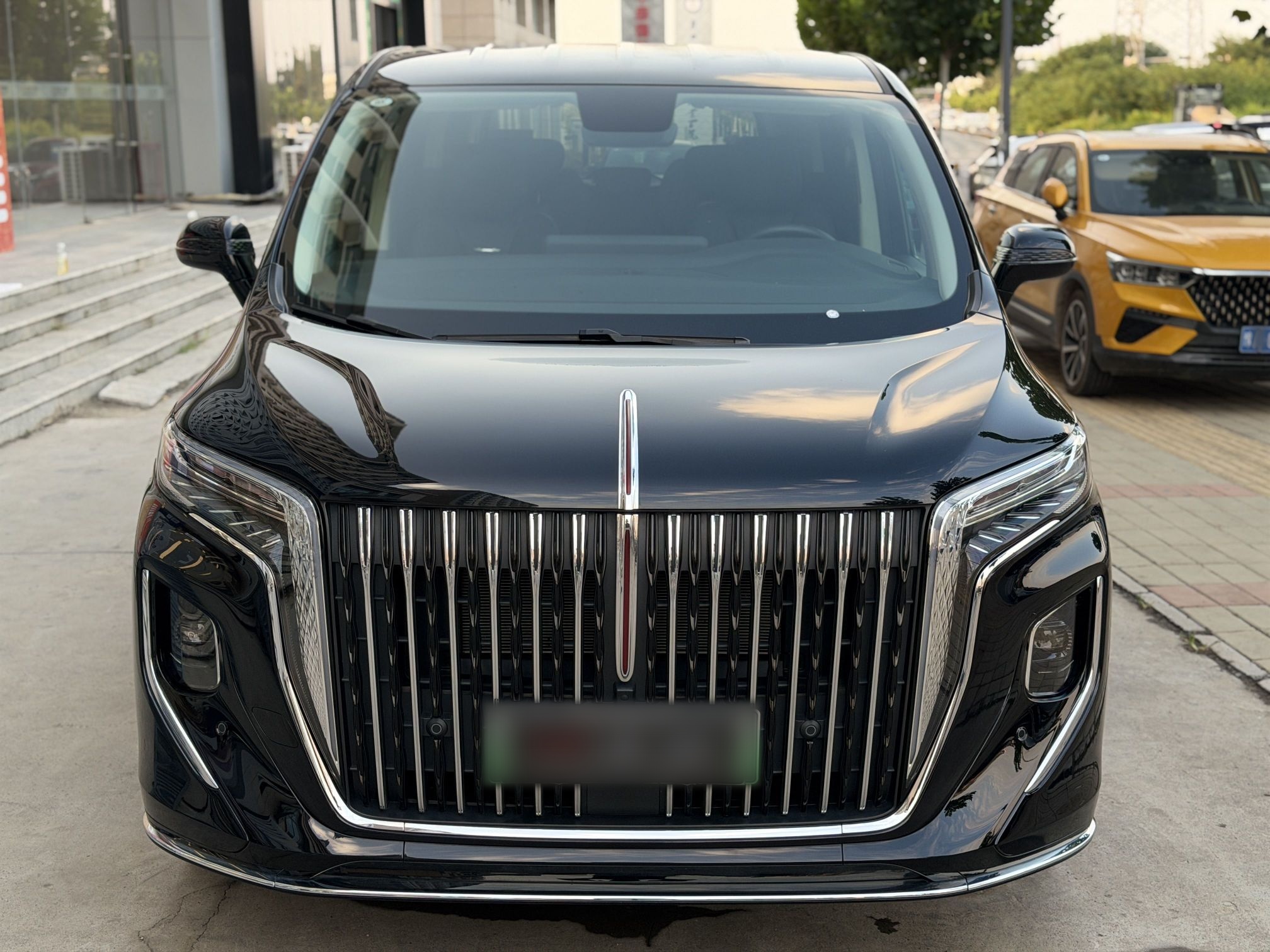 Hongqi HQ9 PHEV 2024 2.0T Four-Wheel Drive Business Edition — снимка 12