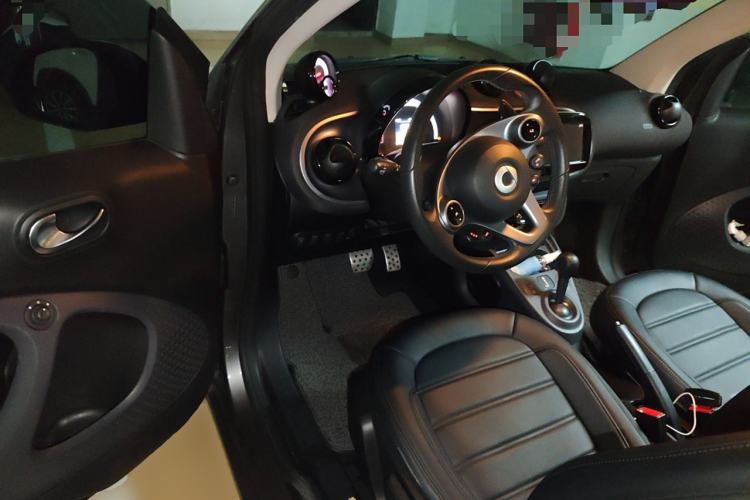 Used smart fortwo 2017 0.9T 66 kW Grey Gravity Special Edition China V Emission Standard