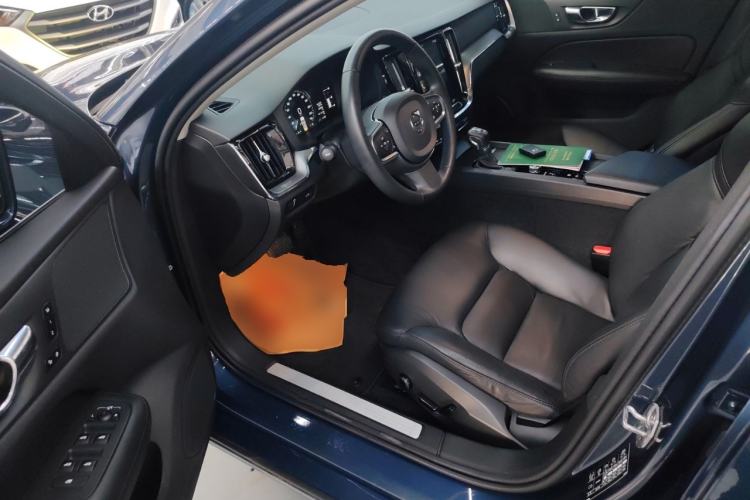 Used Volvo S60 2020 T4 Zhiyi Luxury Edition Driver Seat