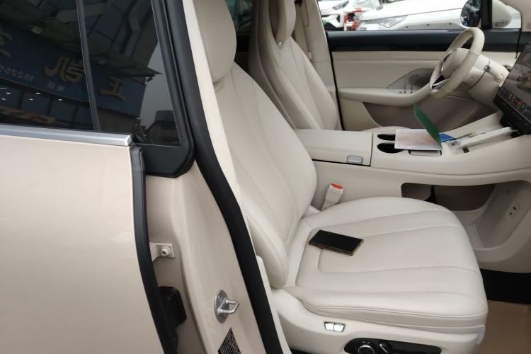 Used Hima Luxeed R7 2025 Range-Extended Version 251 km Max