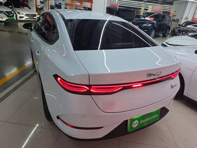 Used BYD Qin PLUS 2025 DM-i Smart Drive 55KM Leading Model — 4