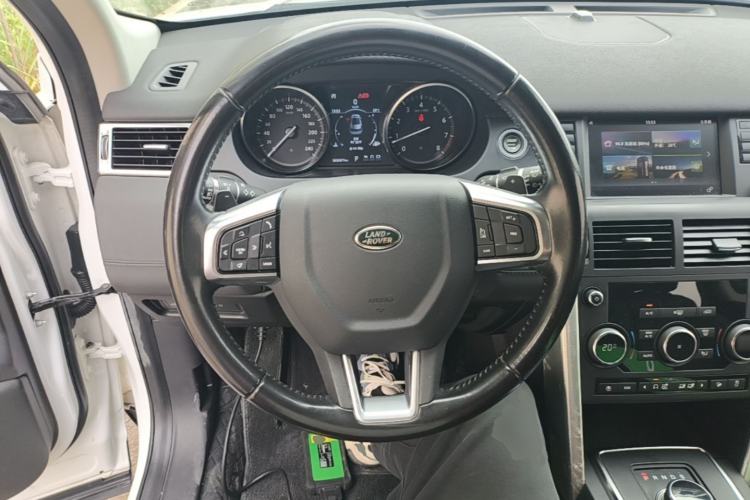 Used Land Rover Discovery Sport 2019 240 PS SE Version China V Standard Steering Wheel