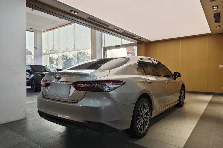 Used Toyota Camry 2019 Dual-Engine 2.5 HG Luxury Edition China VI Standard
