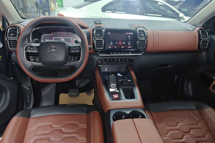 Used Citroen C5 AIRCROSS 2020 400THP Premium Edition Center Console