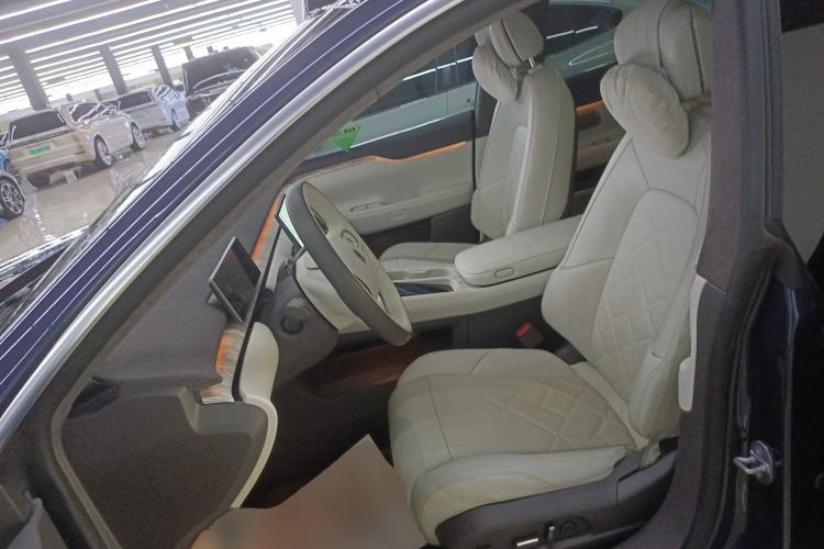 Used Nio ET7 2022 100kWh First Edition Left Front Seat