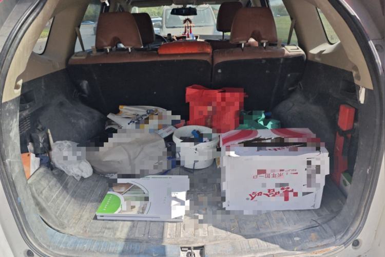 Used Honda CR-V 2016 2.0L Two-Wheel Drive Classic Edition Trunk