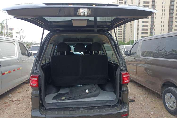 Used FORTHING Lingzhi 2023 M5L 1.6L Comfort Edition 7-Seater
