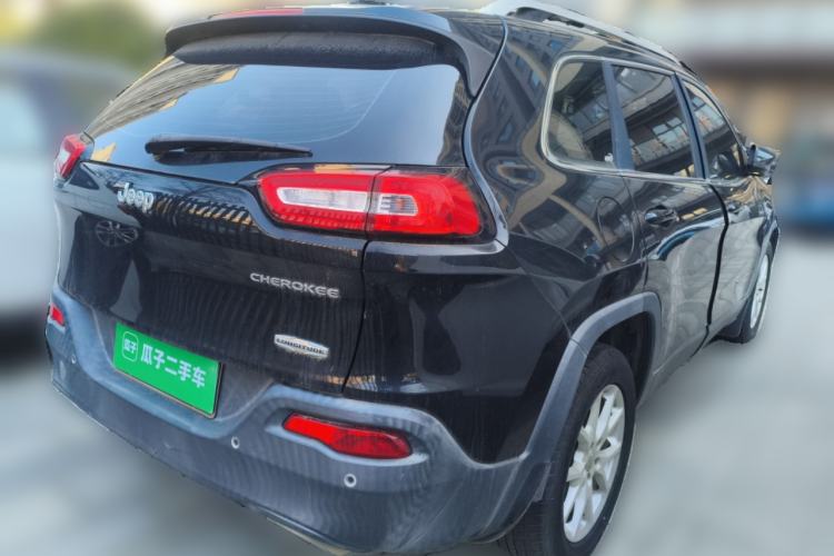 Used Jeep Cherokee 2016 2.4L Leading Edition