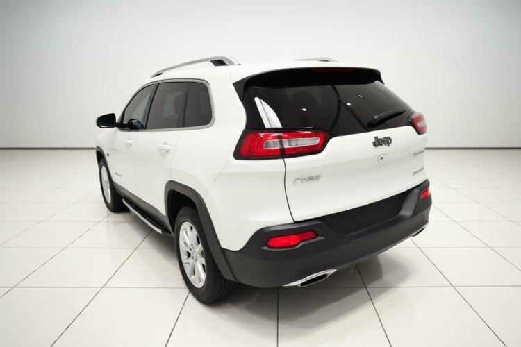 Used Jeep Cherokee 2017 2.0L Superior Edition Rear Left 45 Deg